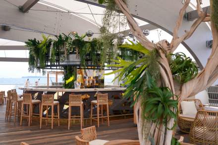 canua island rooftop bar